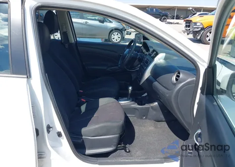 2018 Nissan Versa 1.6 Sv z USA, uszkodzony, nr VIN 3N1CN7AP3JK405964